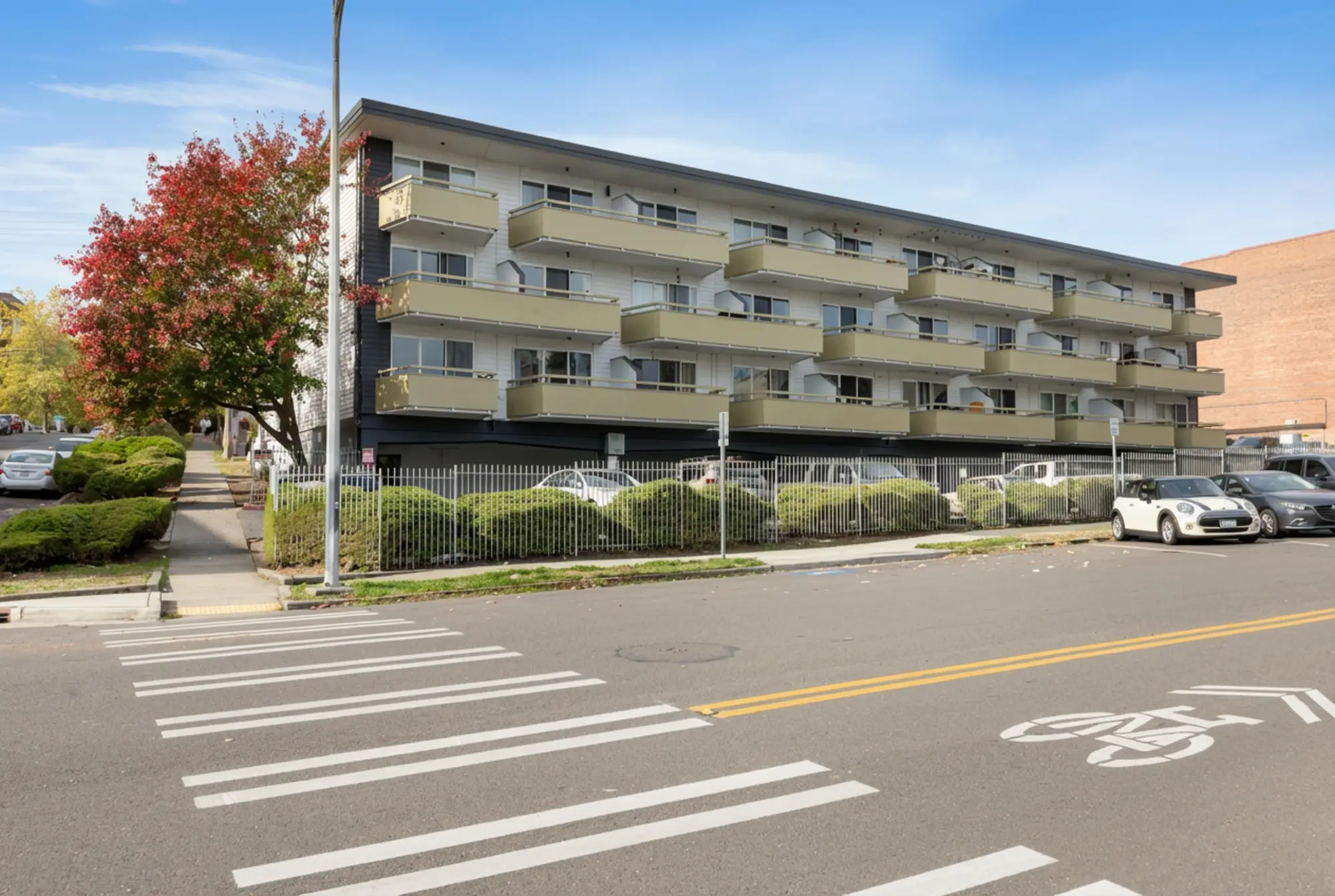 Baycrest Apartments Banner Image