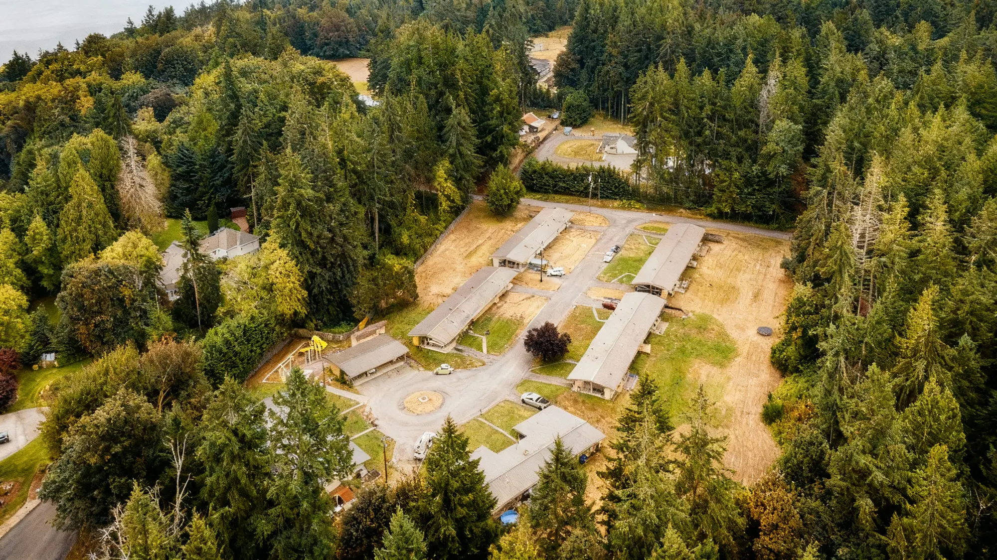 Lala Cove Apartments Banner Image