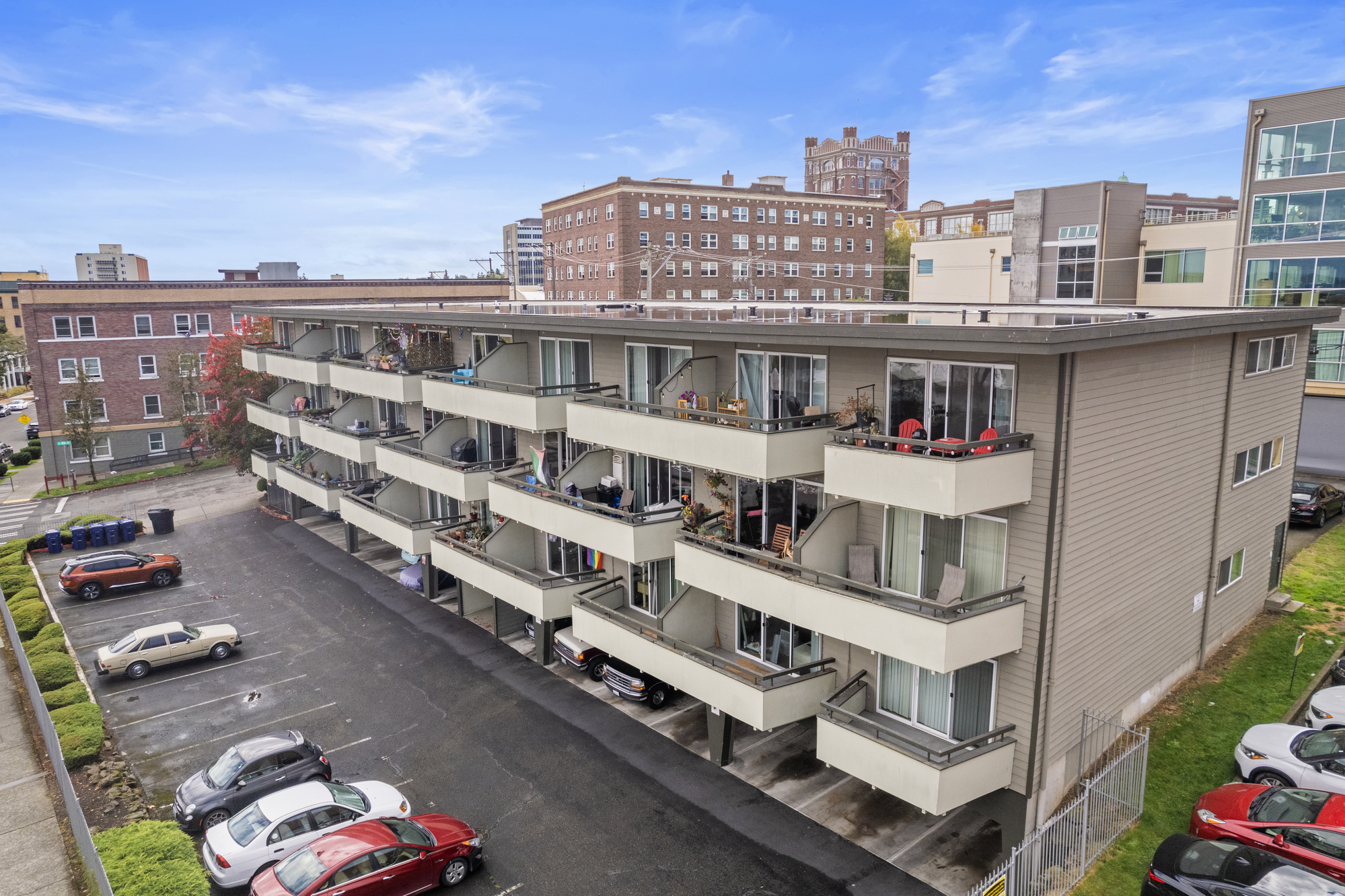 Baycrest Apartments Banner Image