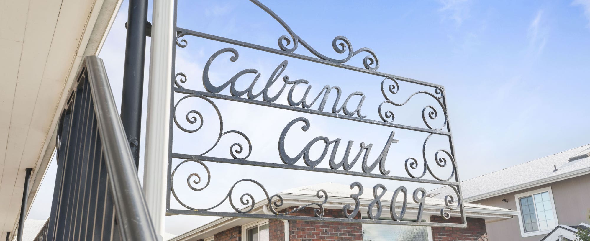 Cabana Court Banner Image