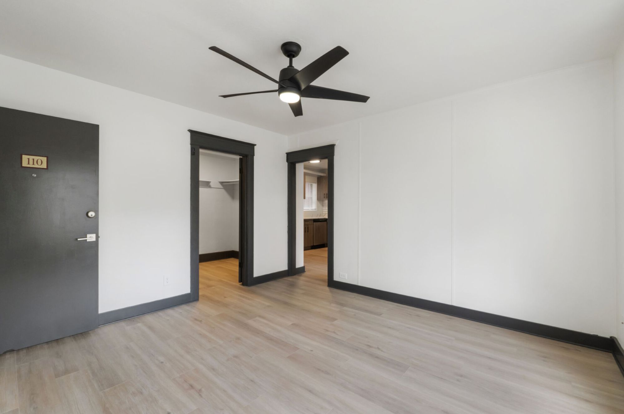 Kensington Fully Renovated Image 10